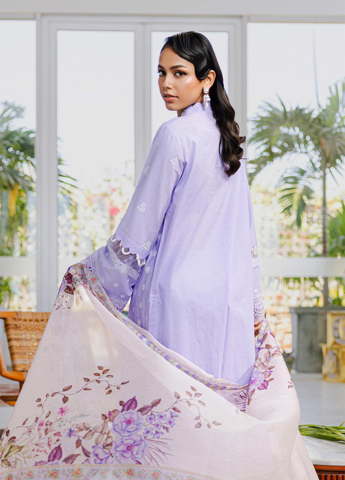 Zellbury Chikankari Lawn 3 Piece Unstitched Suit WUS25E30811 Zellbury Chikankari Lawn 3 Piece Unstitched Suit WUS25E30811