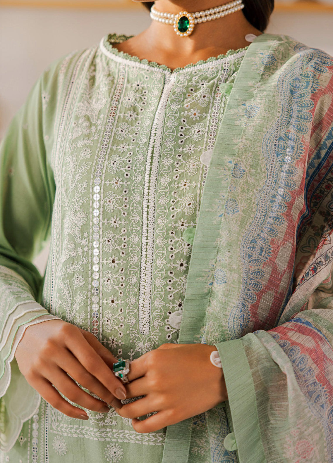 Zellbury Chikankari Lawn 3 Piece Unstitched Suit WUS25E30812 Zellbury Chikankari Lawn 3 Piece Unstitched Suit WUS25E30812