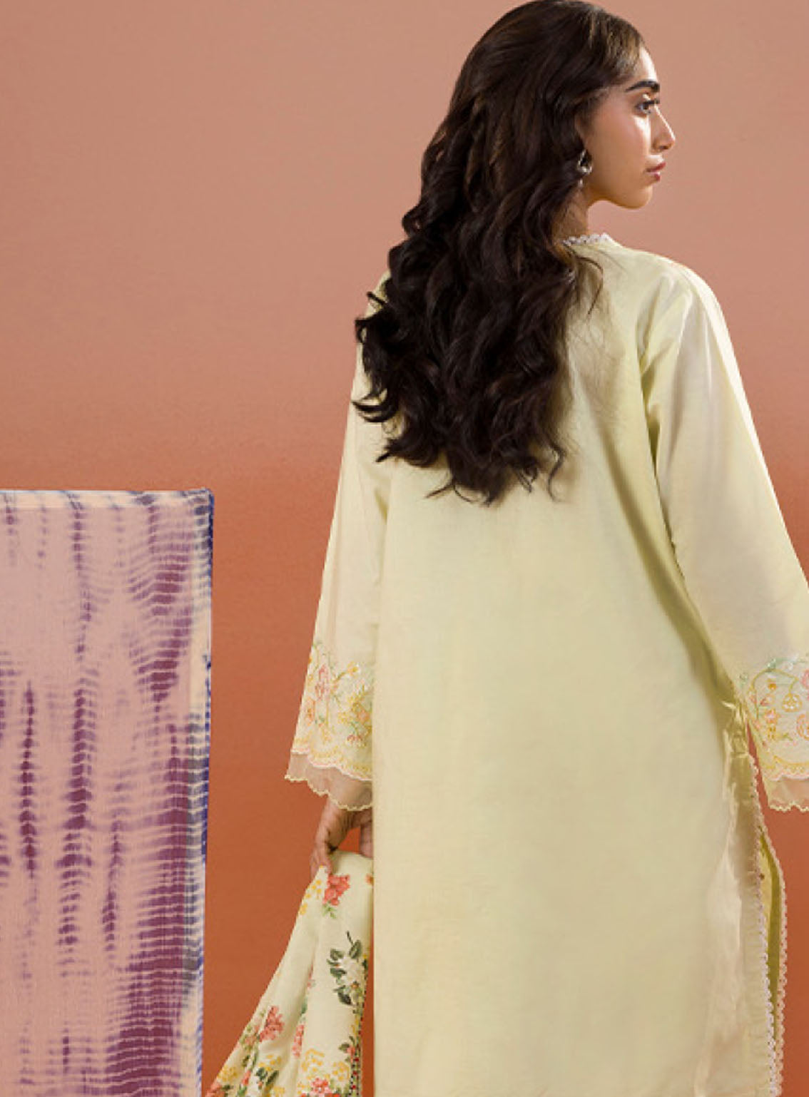 Zellbury Dyed Embroidered Cotton 3 Piece Unstitched Suit WUC25E30061 Zellbury Dyed Embroidered Cotton 3 Piece Unstitched Suit WUC25E30061