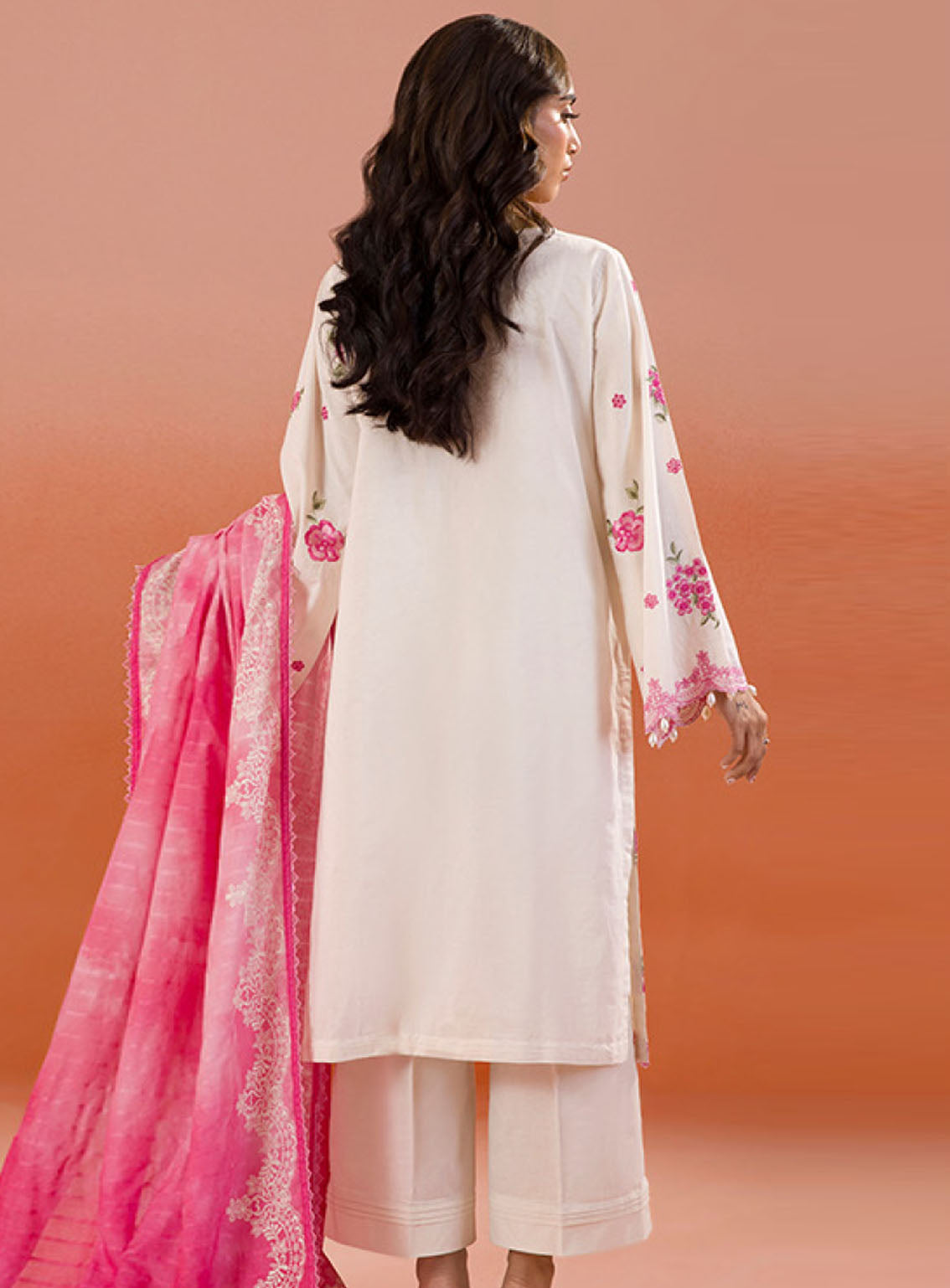 Zellbury Dyed Embroidered Cotton 3 Piece Unstitched Suit WUC25E30067 Zellbury Dyed Embroidered Cotton 3 Piece Unstitched Suit WUC25E30067