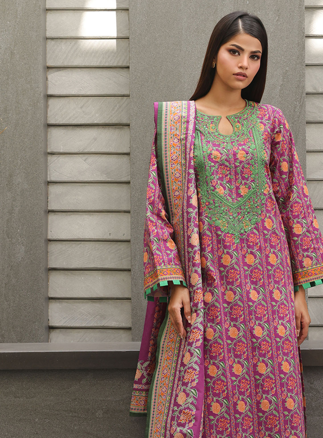 Zellbury Embroidered Cambric 2 Piece Unstitched Suit WUC24E20026 Zellbury Embroidered Cambric 2 Piece Unstitched Suit WUC24E20026