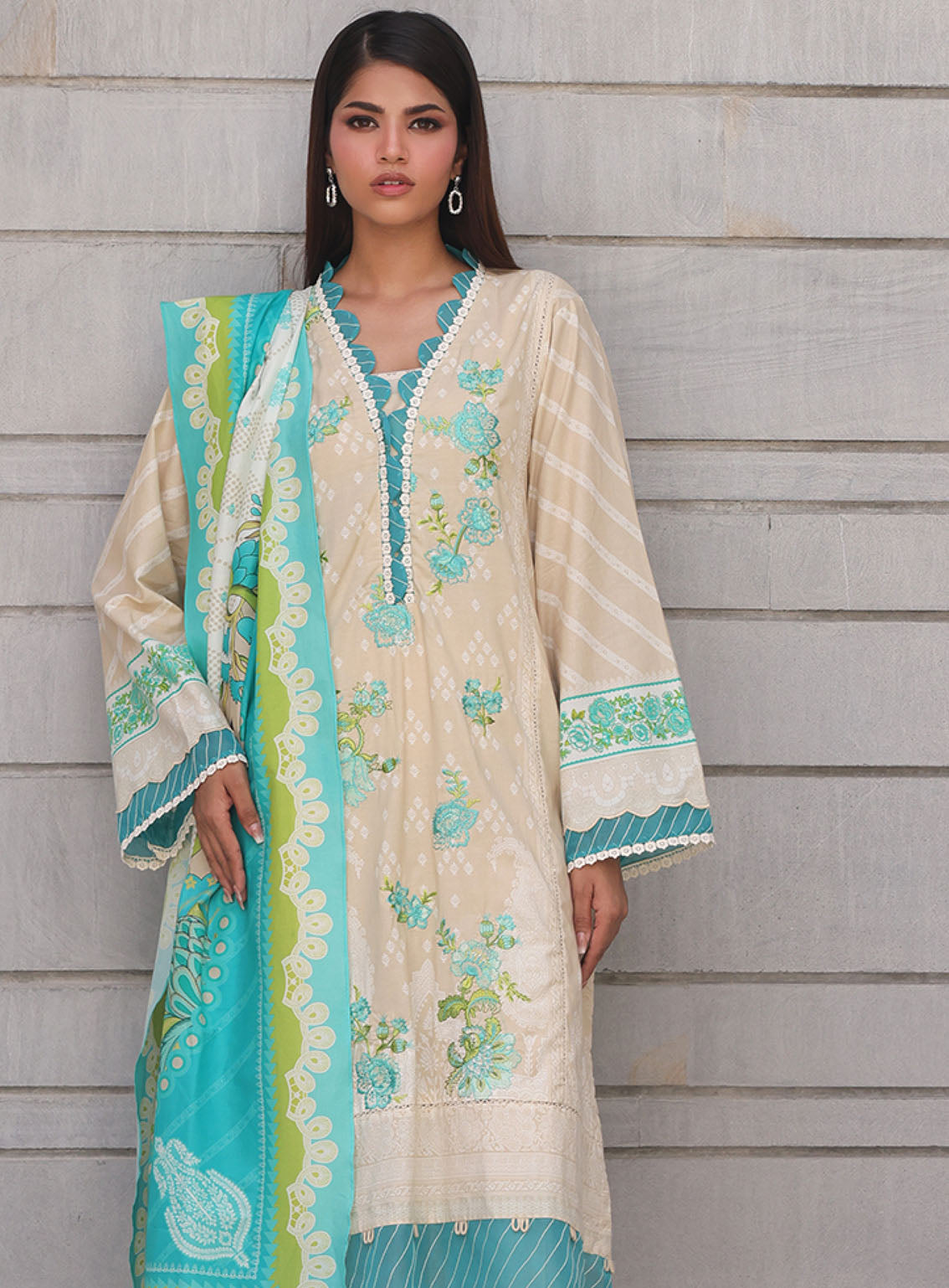 Zellbury Embroidered Cambric 2 Piece Unstitched Suit WUC24E20112 Zellbury Embroidered Cambric 2 Piece Unstitched Suit WUC24E20112