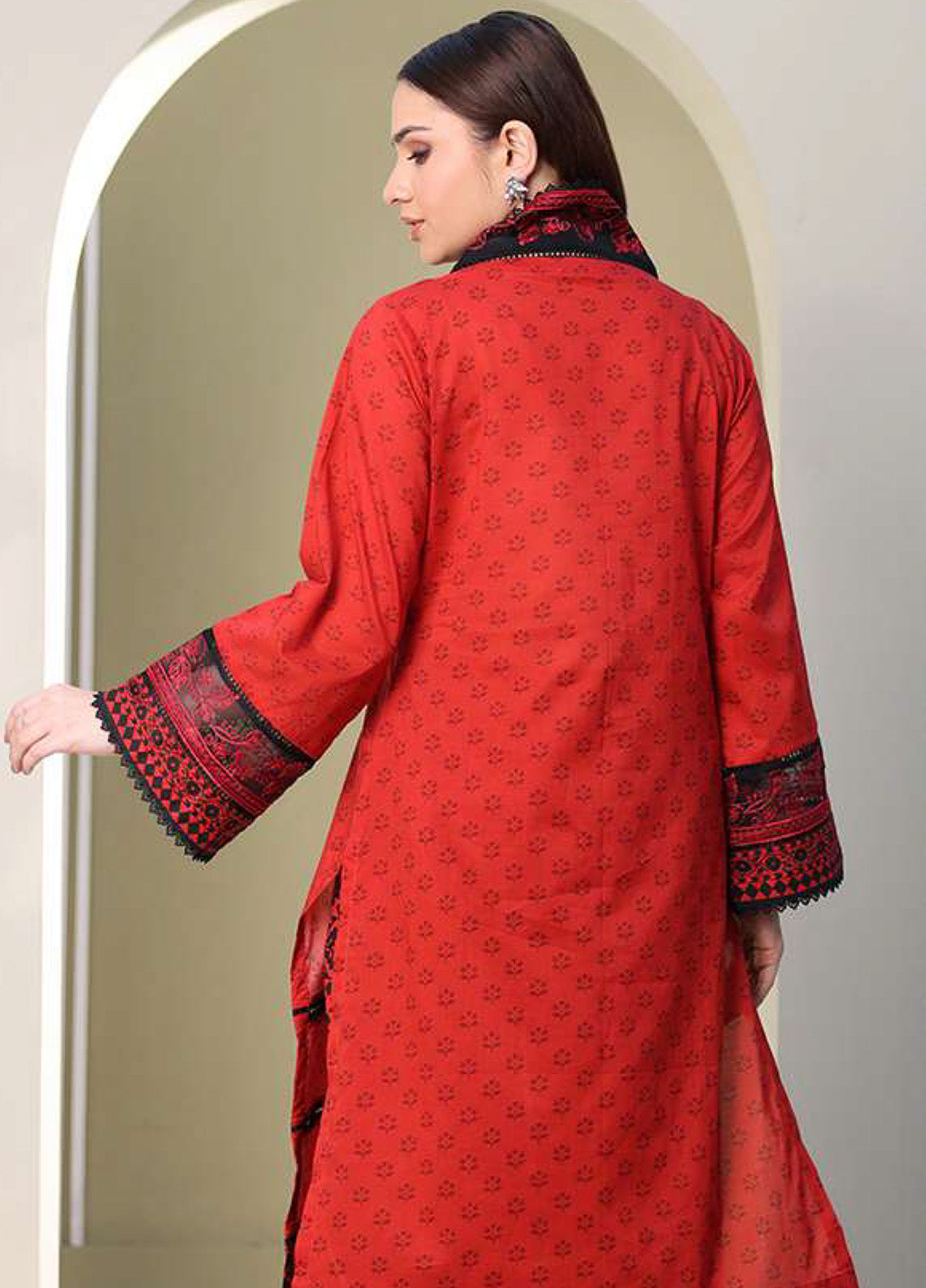Zellbury Embroidered Lawn 2 Piece Unstitched Suit WUS25E20168 Zellbury Embroidered Lawn 2 Piece Unstitched Suit WUS25E20168