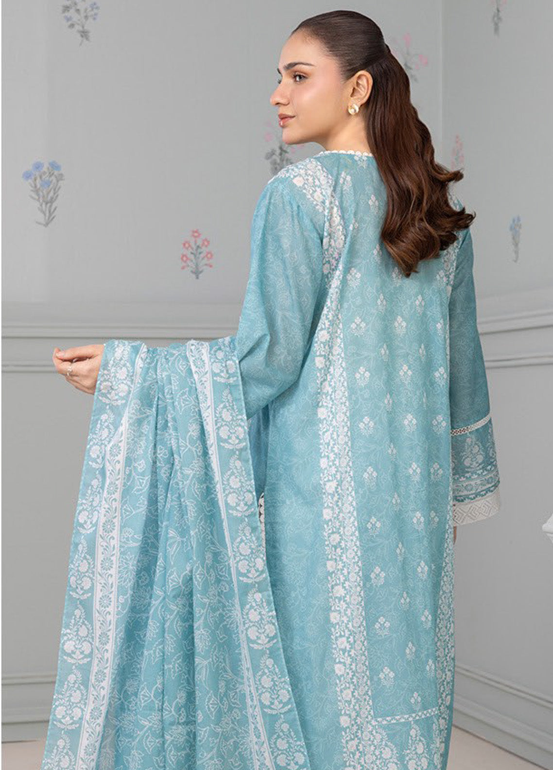 Zellbury Embroidered Lawn 2 Piece Unstitched Suit WUS25E20311 Zellbury Embroidered Lawn 2 Piece Unstitched Suit WUS25E20311