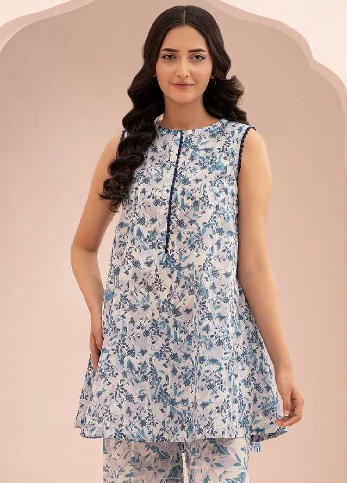Zellbury Embroidered Lawn 2 Piece Unstitched Suit WUS25E20416 Zellbury Embroidered Lawn 2 Piece Unstitched Suit WUS25E20416