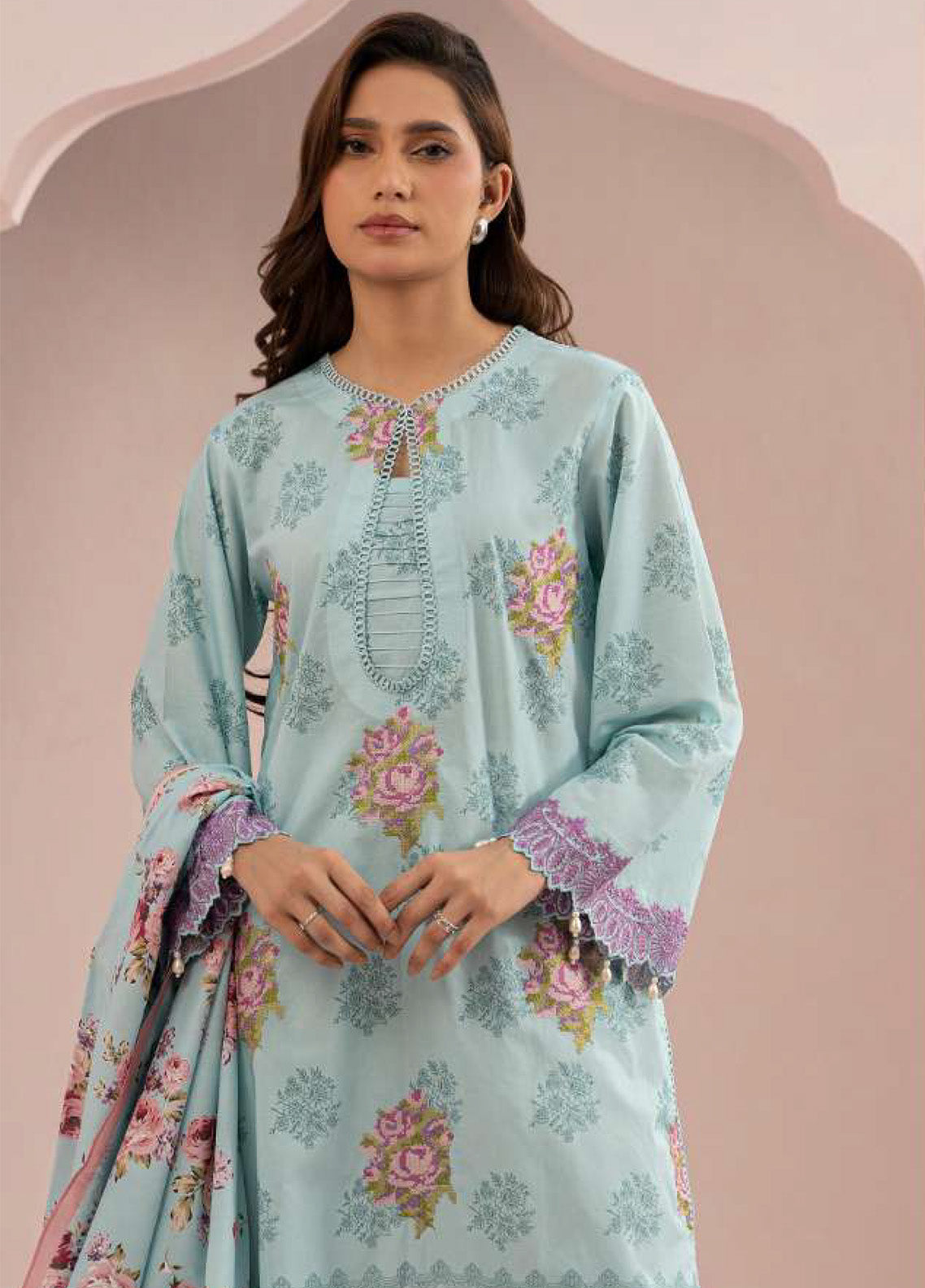 Zellbury Embroidered Lawn 2 Piece Unstitched Suit WUS25E20488 Zellbury Embroidered Lawn 2 Piece Unstitched Suit WUS25E20488