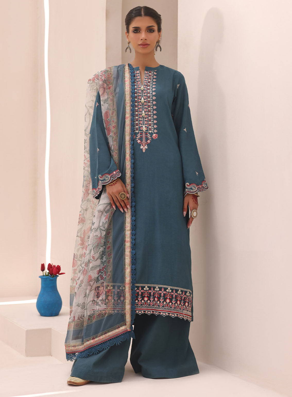 Zellbury Embroidered Lawn 3 Piece Unstitched Suit WUC24E31549 Zellbury Embroidered Lawn 3 Piece Unstitched Suit WUC24E31549