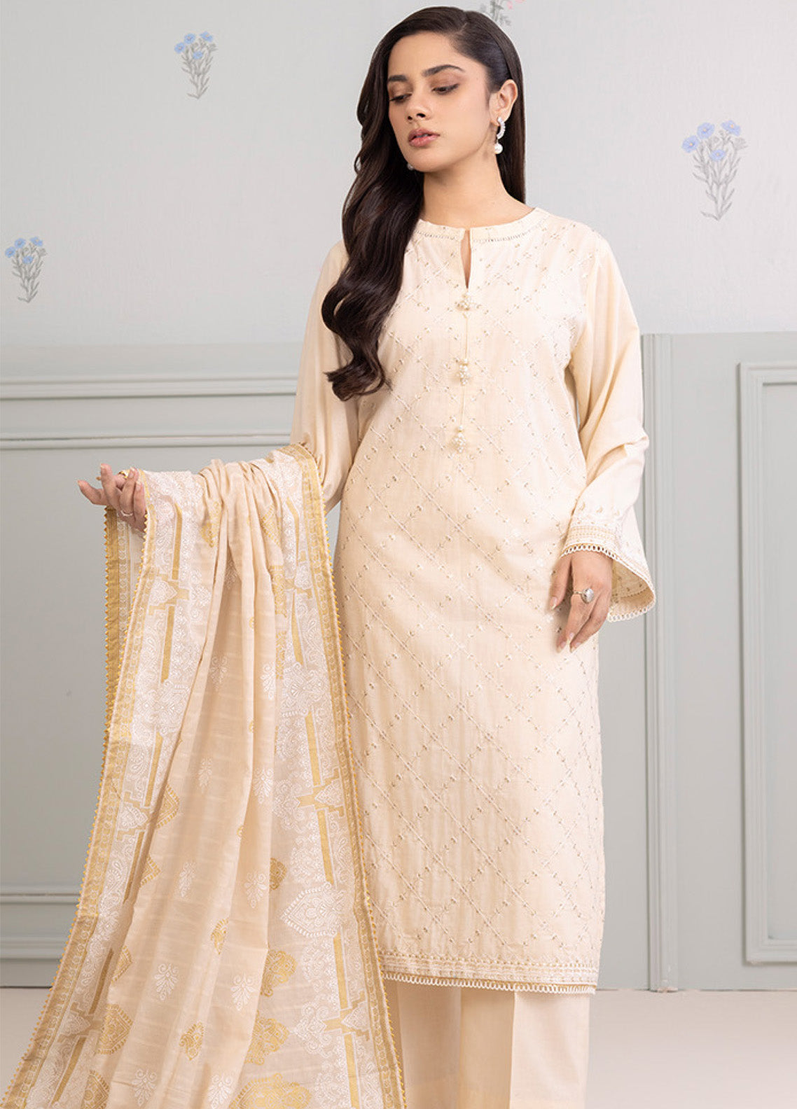 Zellbury Embroidered Lawn 3 Piece Unstitched Suit WUS25E30213 Zellbury Embroidered Lawn 3 Piece Unstitched Suit WUS25E30213
