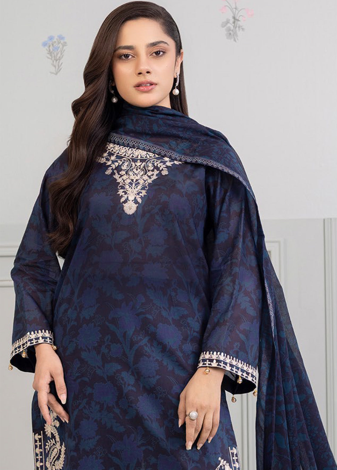 Zellbury Embroidered Lawn 3 Piece Unstitched Suit WUS25E30339 Zellbury Embroidered Lawn 3 Piece Unstitched Suit WUS25E30339