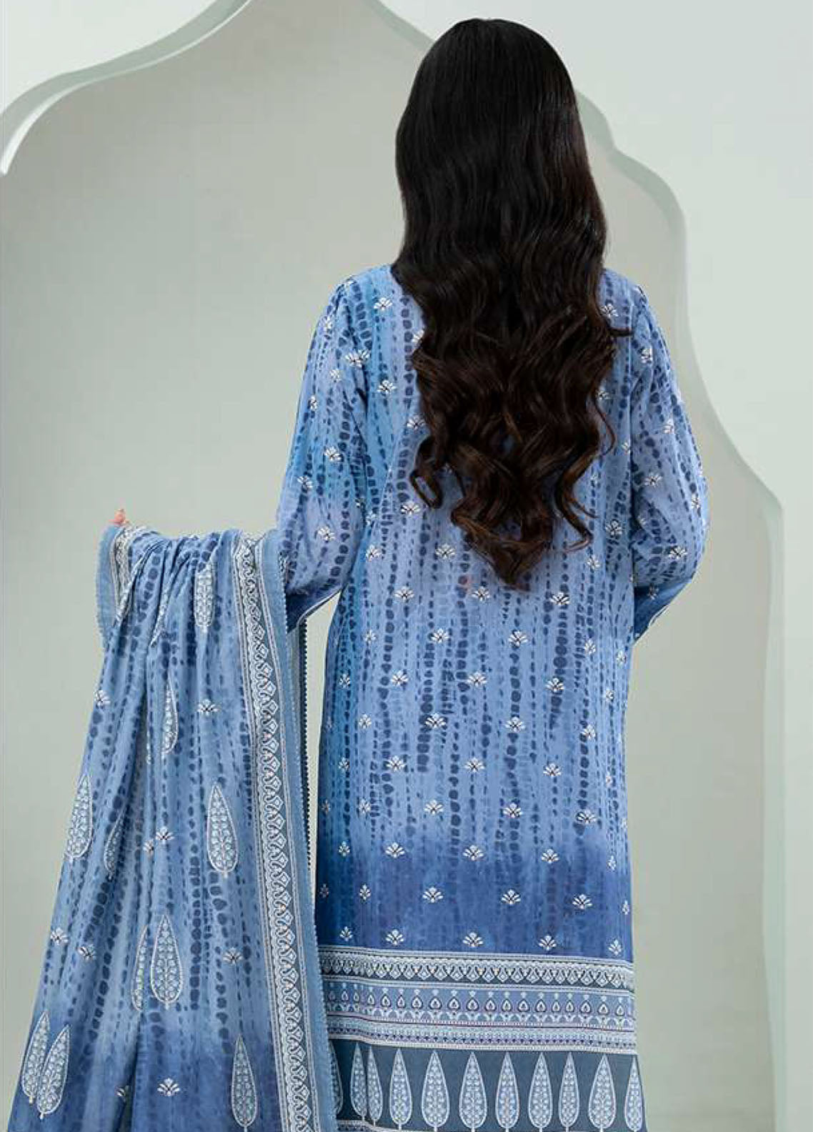 Zellbury Embroidered Lawn 3 Piece Unstitched Suit WUS25E30456 Zellbury Embroidered Lawn 3 Piece Unstitched Suit WUS25E30456