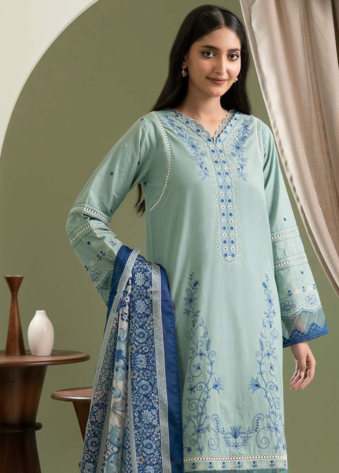 Zellbury Embroidered Lawn 3 Piece Unstitched Suit WUS25E30463 Zellbury Embroidered Lawn 3 Piece Unstitched Suit WUS25E30463