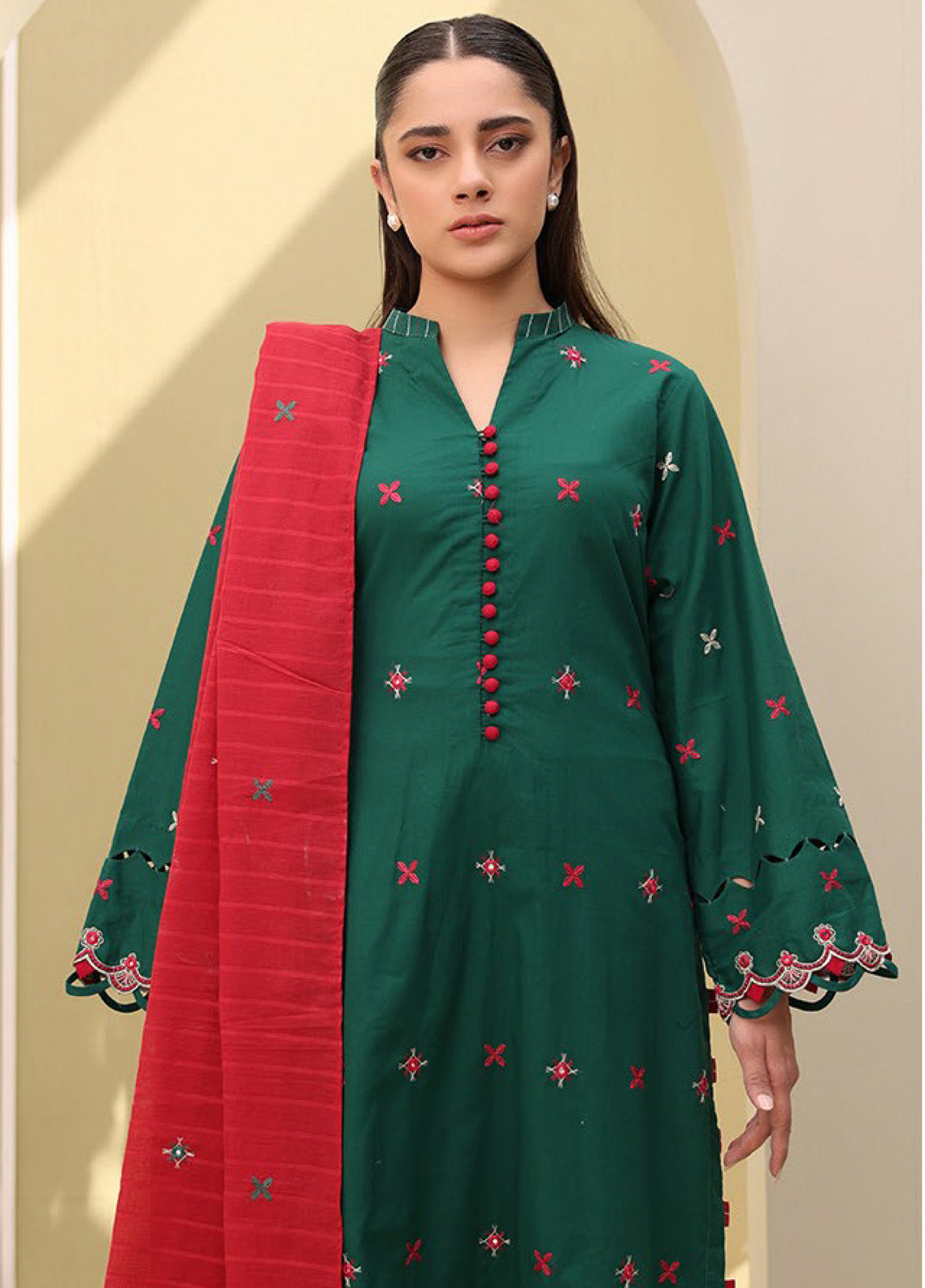 Zellbury Embroidered Lawn 3 Piece Unstitched Suit WUS25E30821 Zellbury Embroidered Lawn 3 Piece Unstitched Suit WUS25E30821