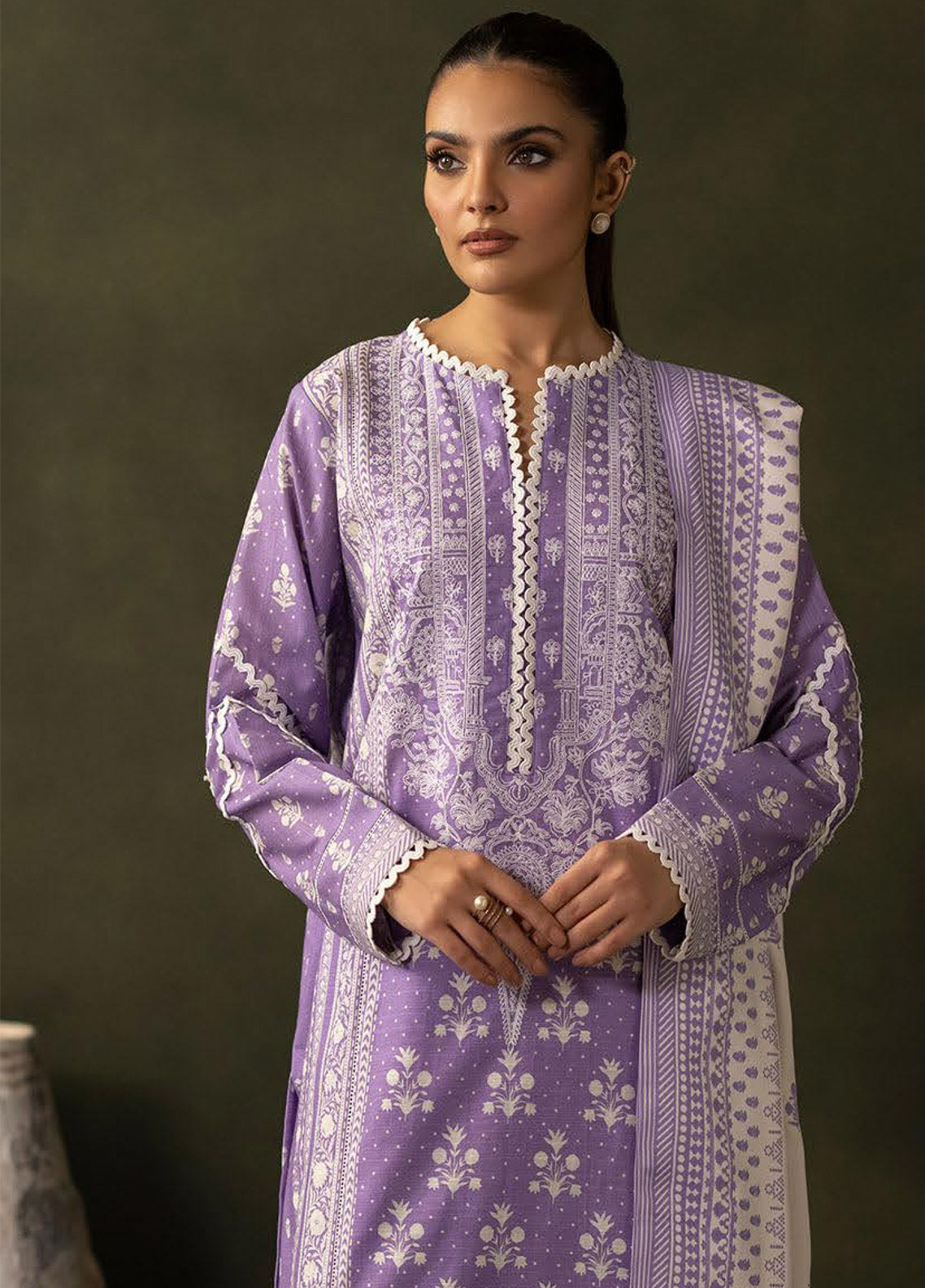 Zellbury Essential Embroidered Khaddar 3 Piece Unstitched Suit WUW24E30222 Zellbury Essential Embroidered Khaddar 3 Piece Unstitched Suit WUW24E30222