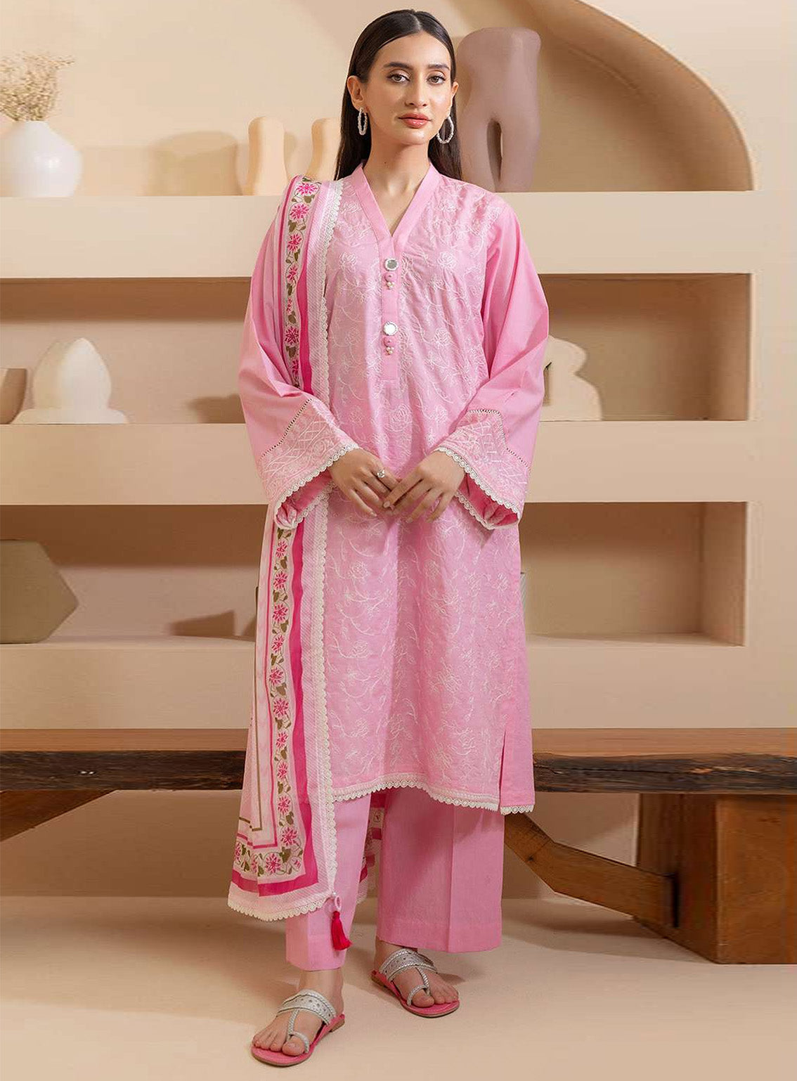 Zellbury Essential Embroidered Lawn 3 Piece Unstitched Suit WUS25E30067 Zellbury Essential Embroidered Lawn 3 Piece Unstitched Suit WUS25E30067