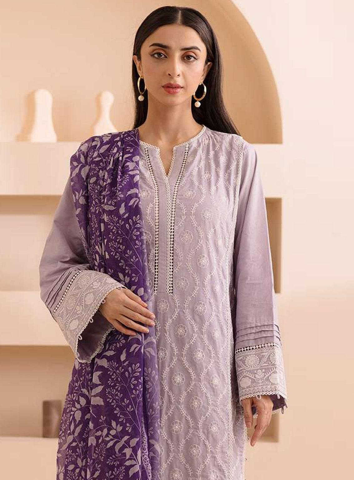 Zellbury Essential Embroidered Lawn 3 Piece Unstitched Suit WUS25E30069 Zellbury Essential Embroidered Lawn 3 Piece Unstitched Suit WUS25E30069