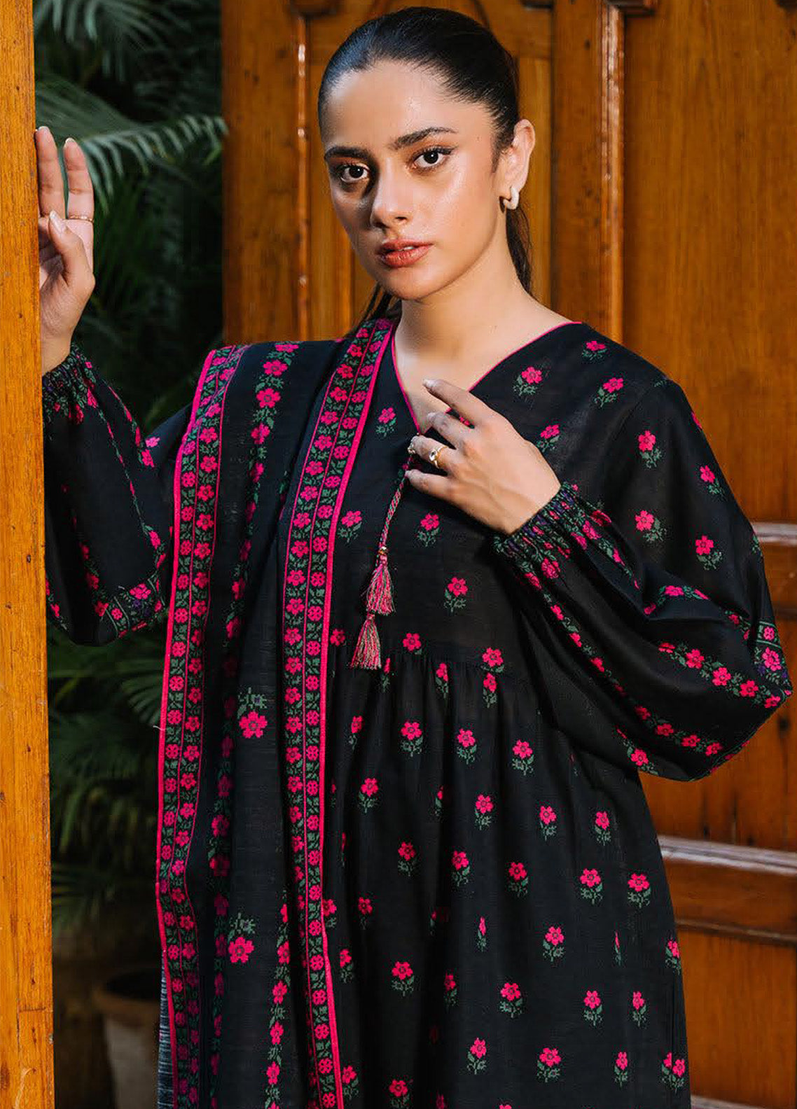 Zellbury Essential Printed Khaddar 3 Piece Unstitched Suit WUW24X30181 Zellbury Essential Printed Khaddar 3 Piece Unstitched Suit WUW24X30181