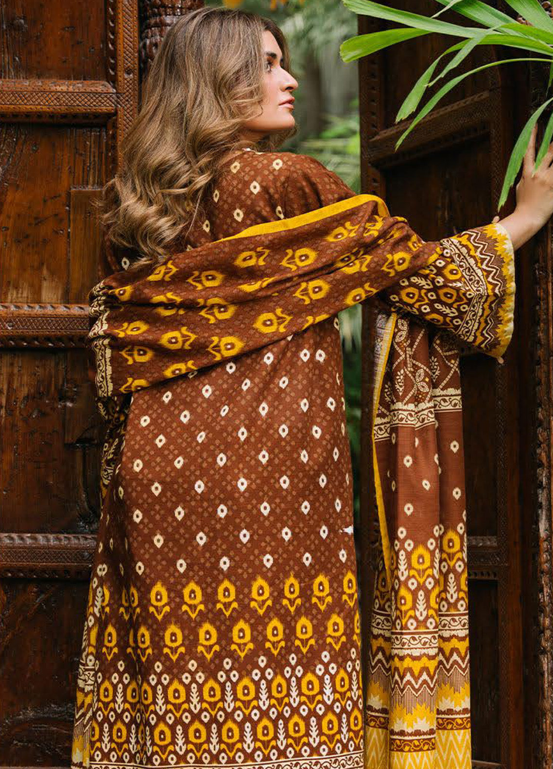 Zellbury Essential Printed Khaddar 3 Piece Unstitched Suit WUW24X30182 Zellbury Essential Printed Khaddar 3 Piece Unstitched Suit WUW24X30182