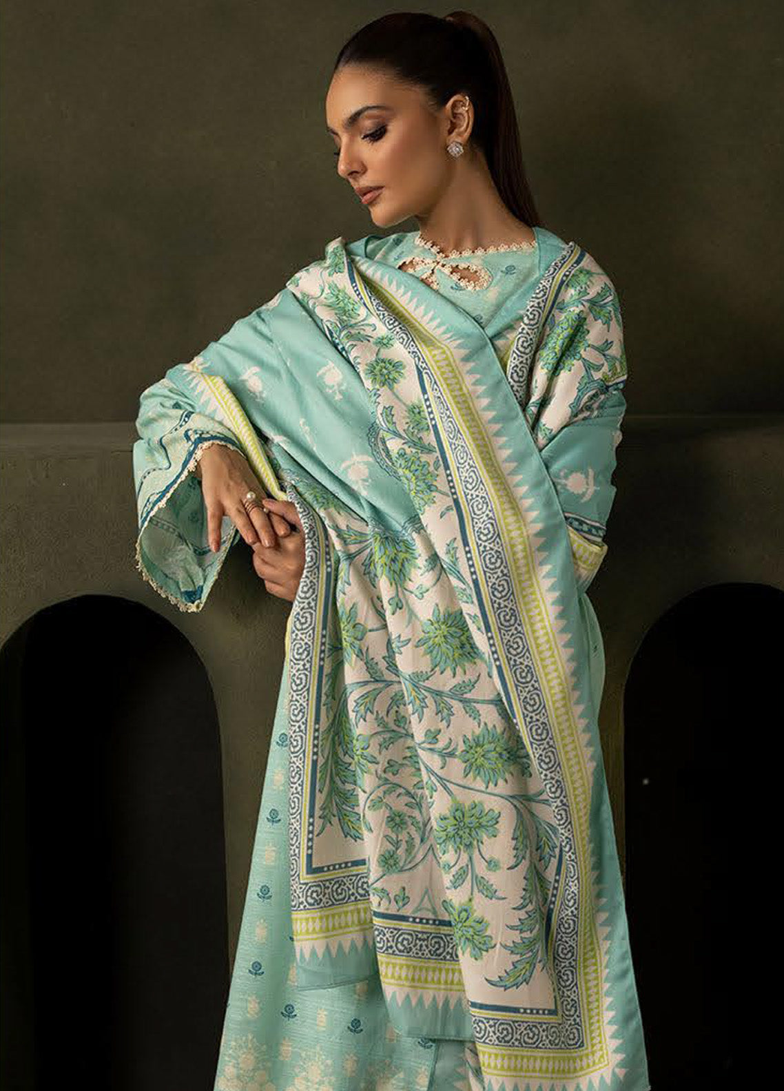 Zellbury Essential Printed Khaddar 3 Piece Unstitched Suit WUW24X30198 Zellbury Essential Printed Khaddar 3 Piece Unstitched Suit WUW24X30198