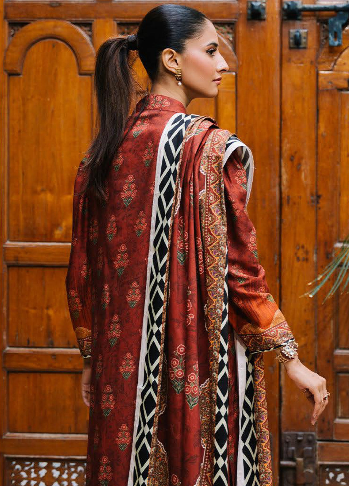Zellbury Essential Printed Khaddar 3 Piece Unstitched Suit WUW24X30208 Zellbury Essential Printed Khaddar 3 Piece Unstitched Suit WUW24X30208
