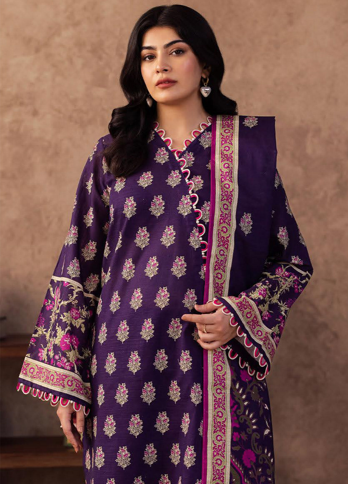 Zellbury Essential Printed Khaddar 3 Piece Unstitched Suit WUW24X30281 Zellbury Essential Printed Khaddar 3 Piece Unstitched Suit WUW24X30281