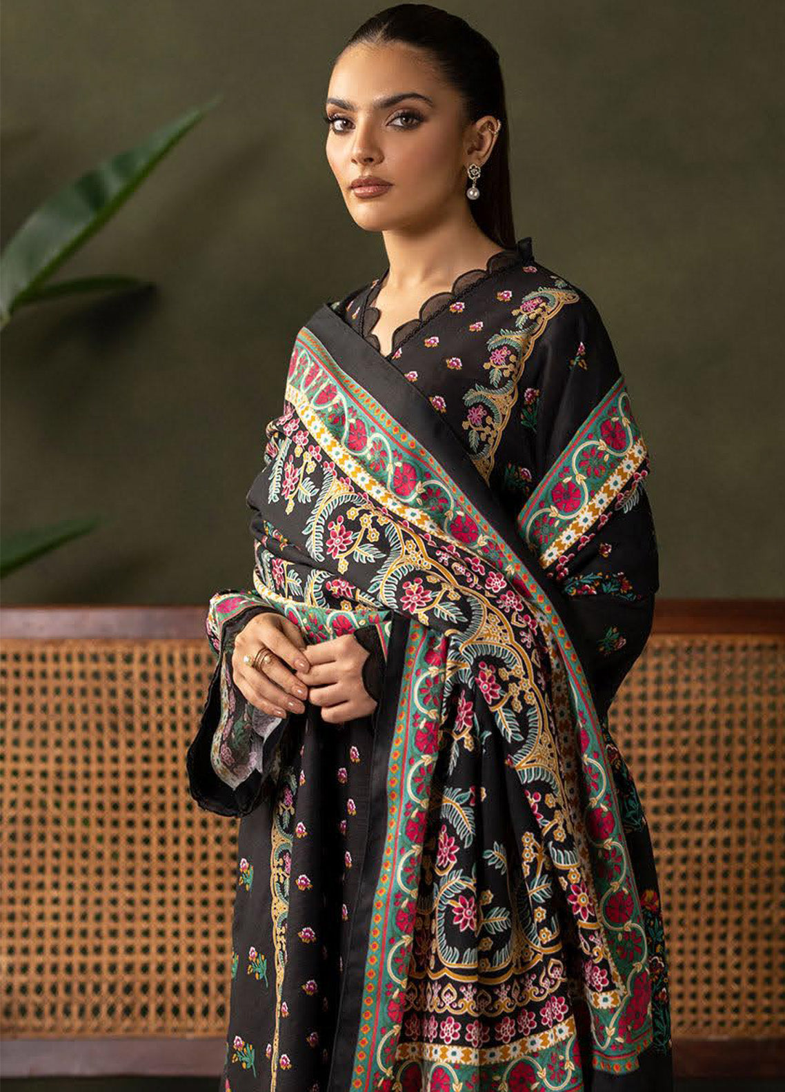 Zellbury Essential Printed Khaddar 3 Piece Unstitched Suit WUW24X30286 Zellbury Essential Printed Khaddar 3 Piece Unstitched Suit WUW24X30286