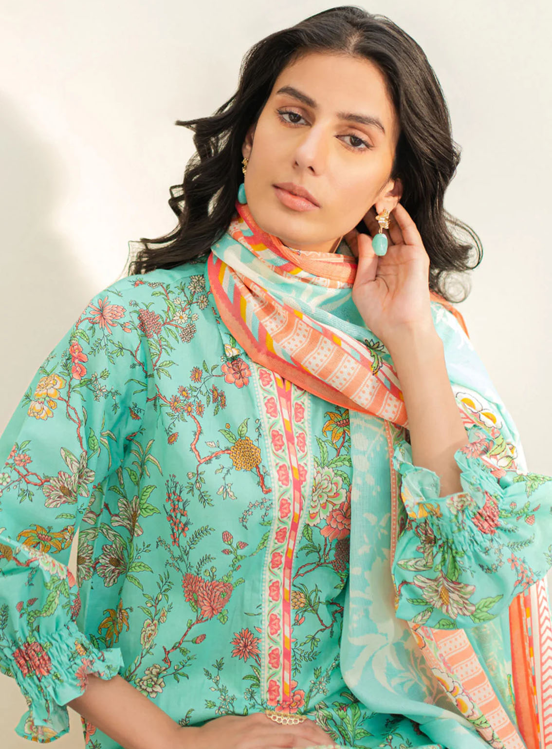 Zellbury Essential Printed Lawn 2 Piece Unstitched Suit WUS24X21157 Zellbury Essential Printed Lawn 2 Piece Unstitched Suit WUS24X21157
