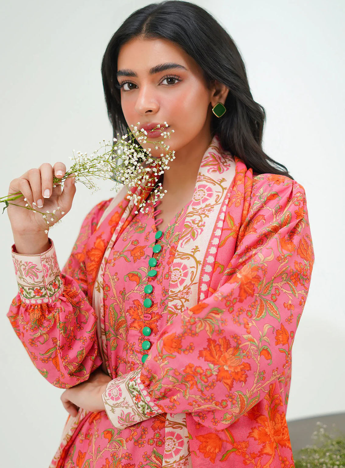 Zellbury Essential Printed Lawn 2 Piece Unstitched Suit WUS24X21301 Zellbury Essential Printed Lawn 2 Piece Unstitched Suit WUS24X21301