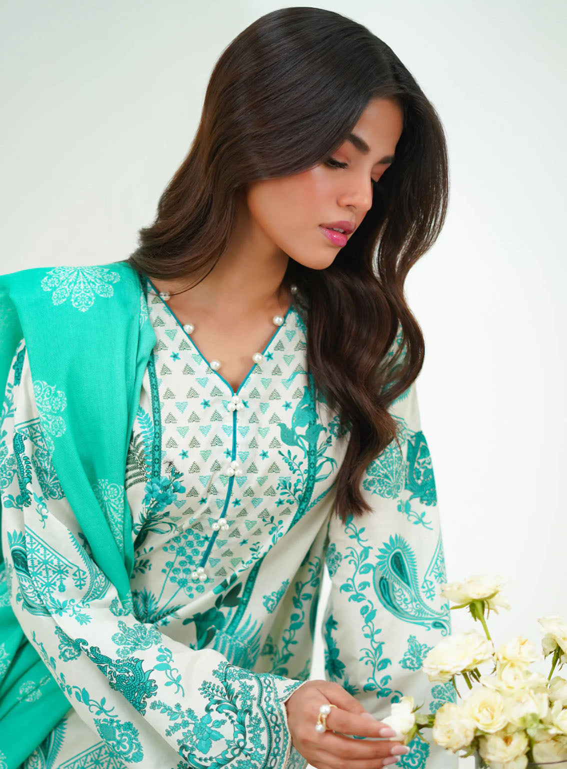 Zellbury Essential Printed Lawn 2 Piece Unstitched Suit WUS24X21386 Zellbury Essential Printed Lawn 2 Piece Unstitched Suit WUS24X21386