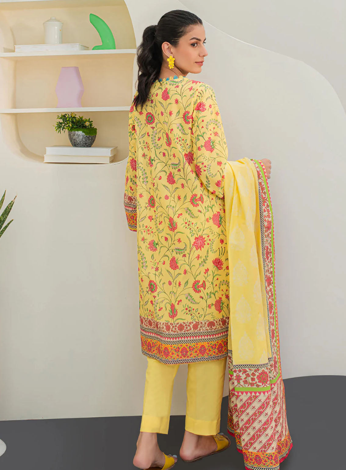 Zellbury Essential Printed Lawn 3 Piece Unstitched Suit WUS24X31675 Zellbury Essential Printed Lawn 3 Piece Unstitched Suit WUS24X31675
