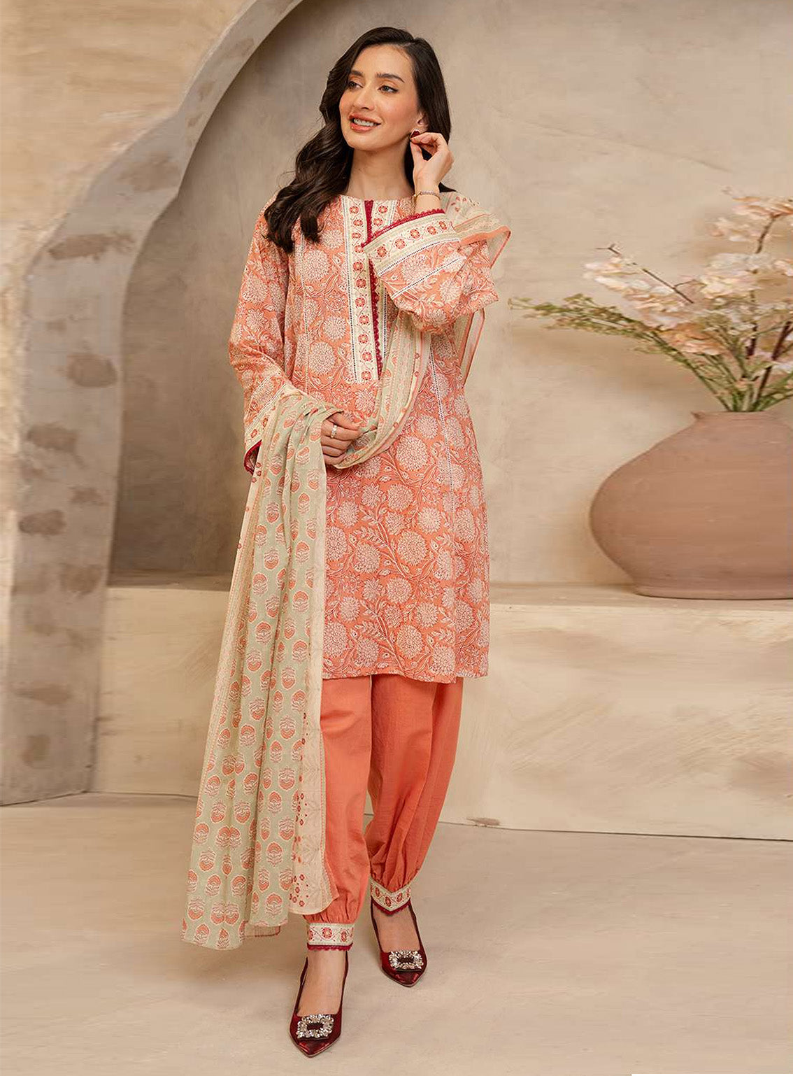 Zellbury Essential Printed Lawn 3 Piece Unstitched Suit WUS25X30032 Zellbury Essential Printed Lawn 3 Piece Unstitched Suit WUS25X30032