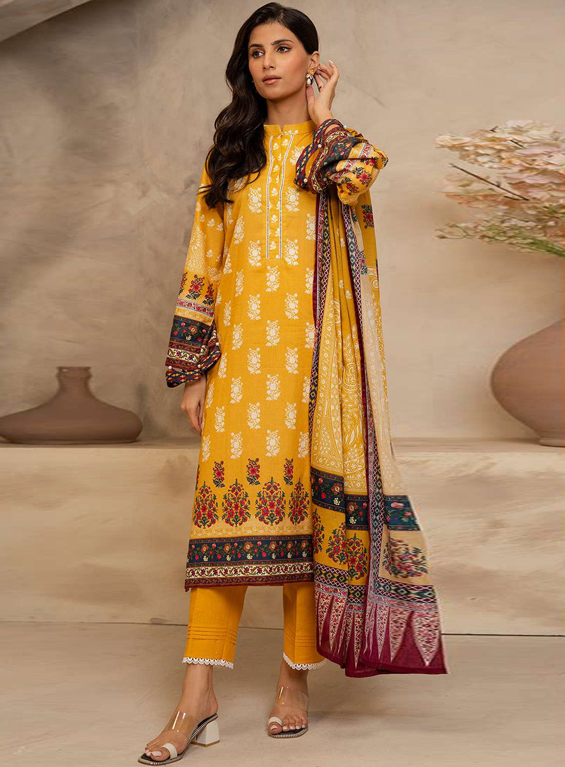 Zellbury Essential Printed Lawn 3 Piece Unstitched Suit WUS25X30128 Zellbury Essential Printed Lawn 3 Piece Unstitched Suit WUS25X30128