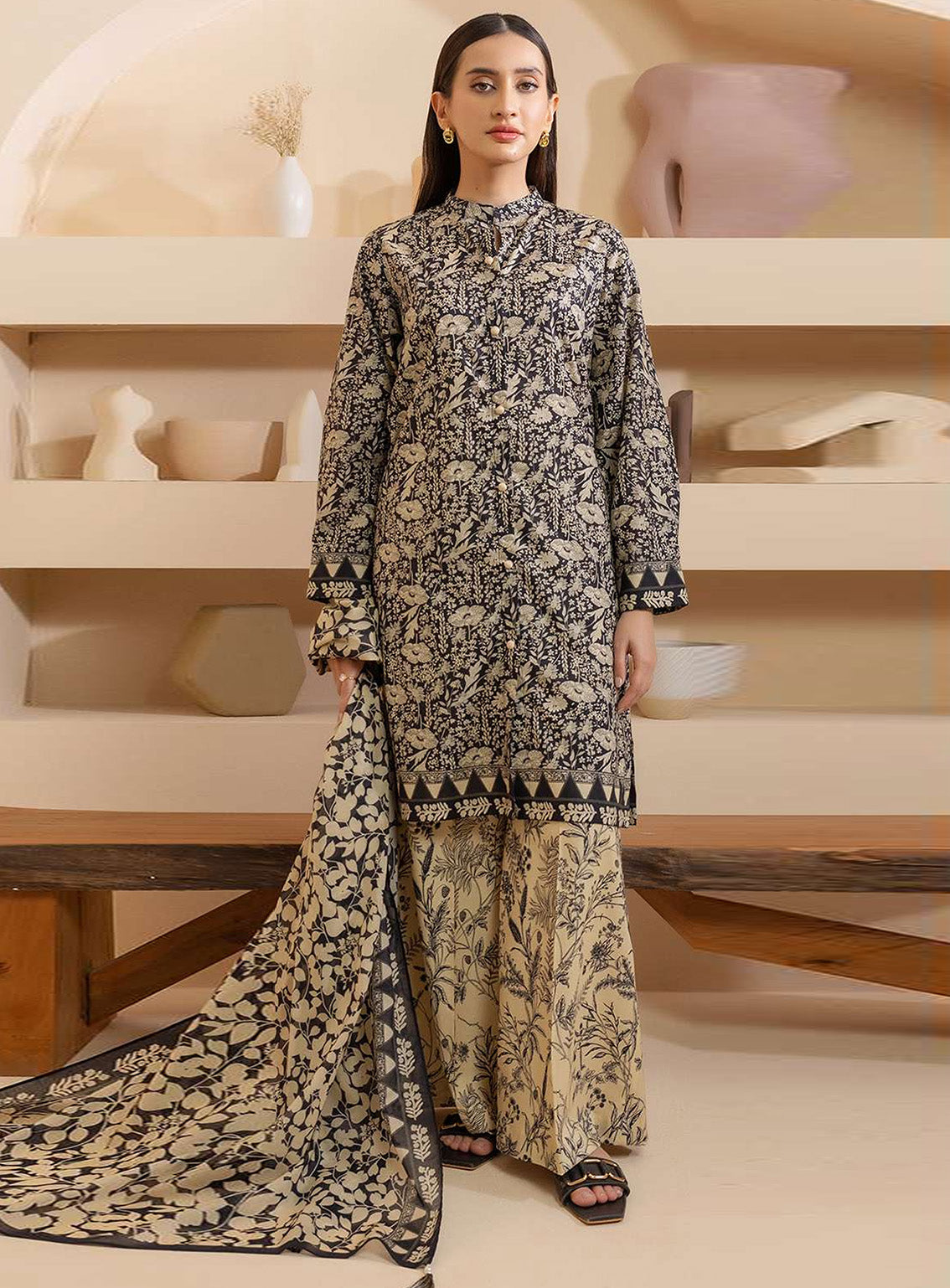 Zellbury Essential Printed Lawn 3 Piece Unstitched Suit WUS25X30199 Zellbury Essential Printed Lawn 3 Piece Unstitched Suit WUS25X30199