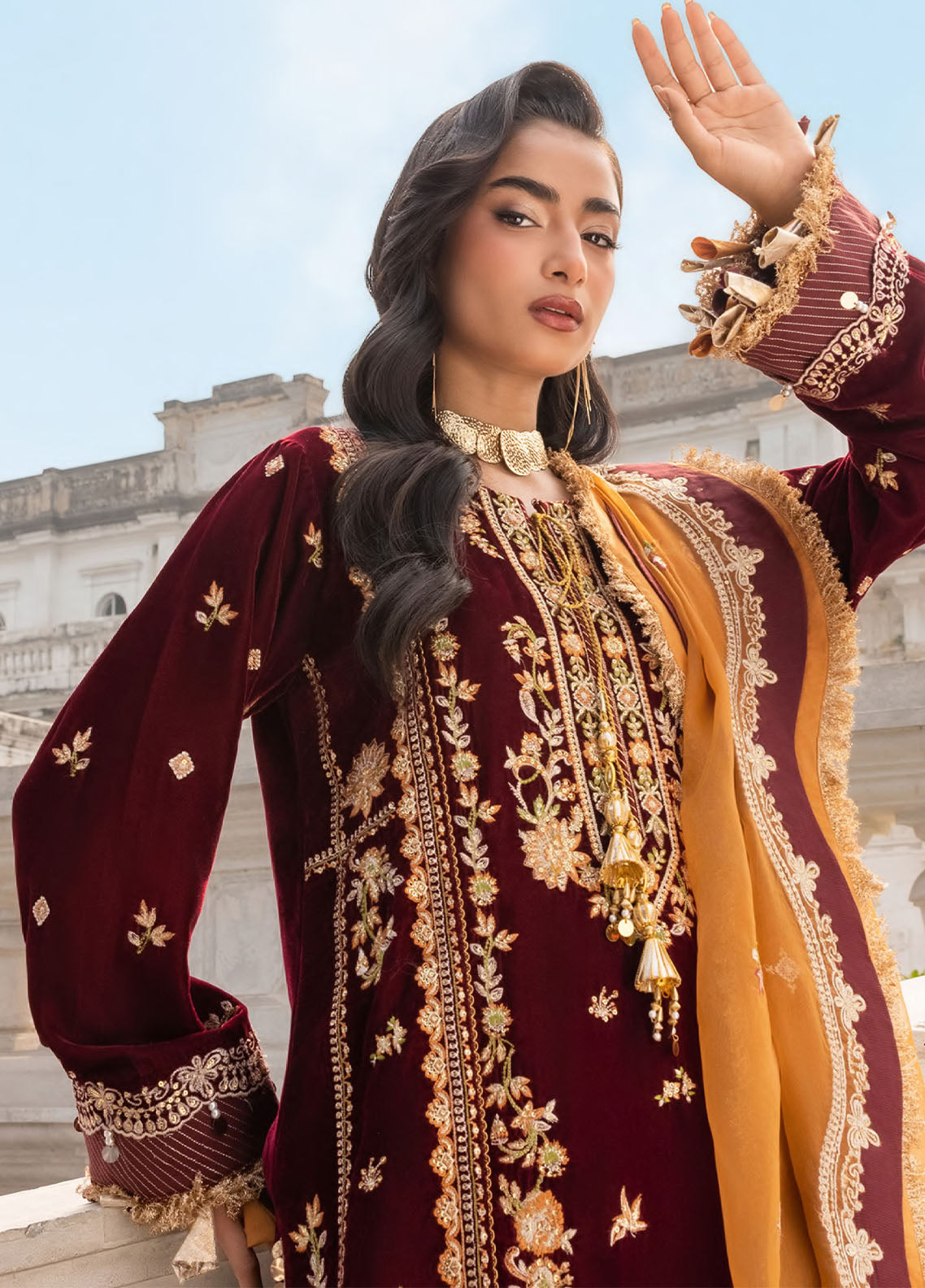 Zellbury Luxury Embroidered Organza 3 Piece Unstitched Suit WULC25E34205 Zellbury Luxury Embroidered Organza 3 Piece Unstitched Suit WULC25E34205