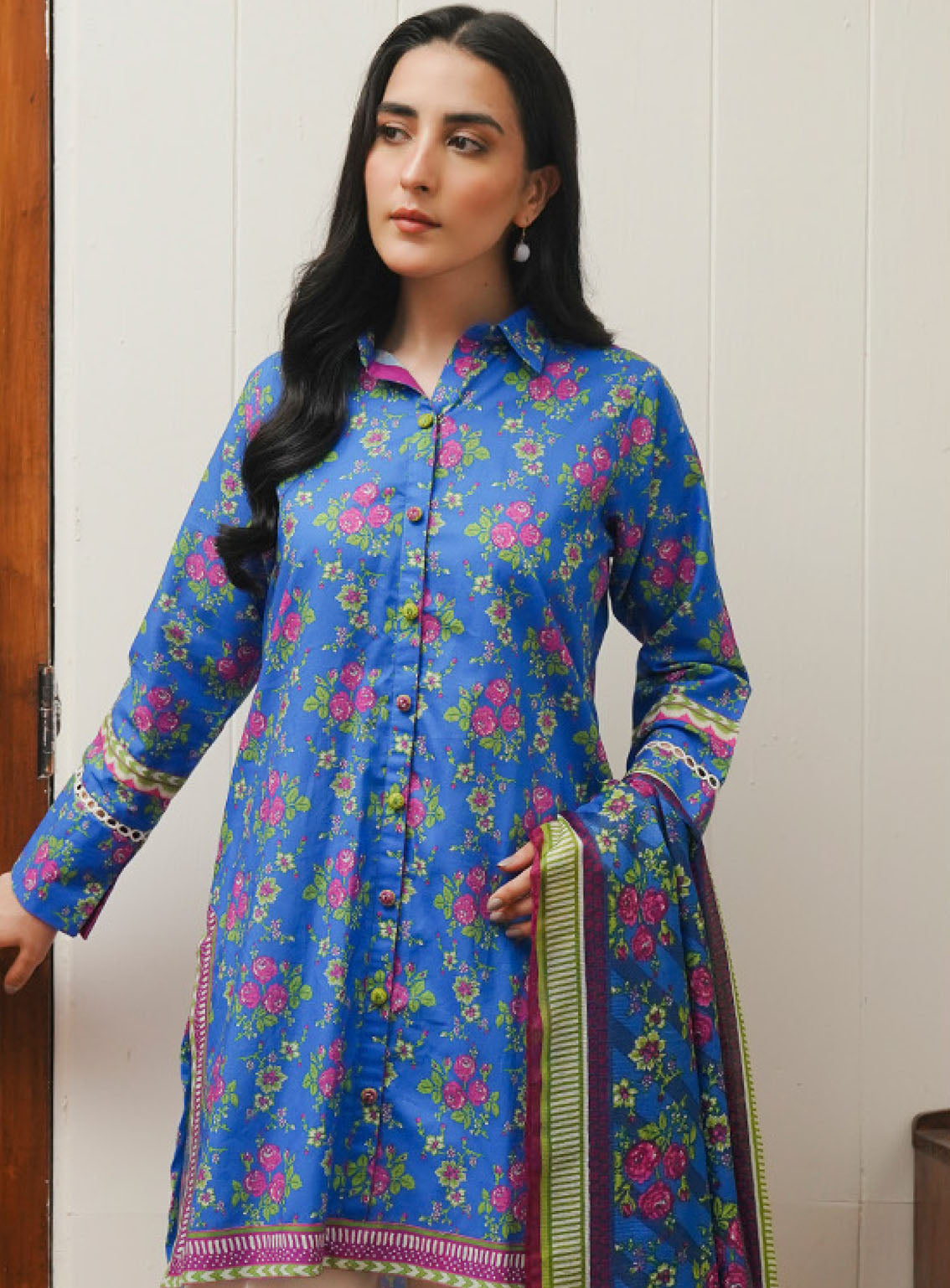 Zellbury Printed Cambric 2 Piece Unstitched Suit WUC24X20004 Zellbury Printed Cambric 2 Piece Unstitched Suit WUC24X20004