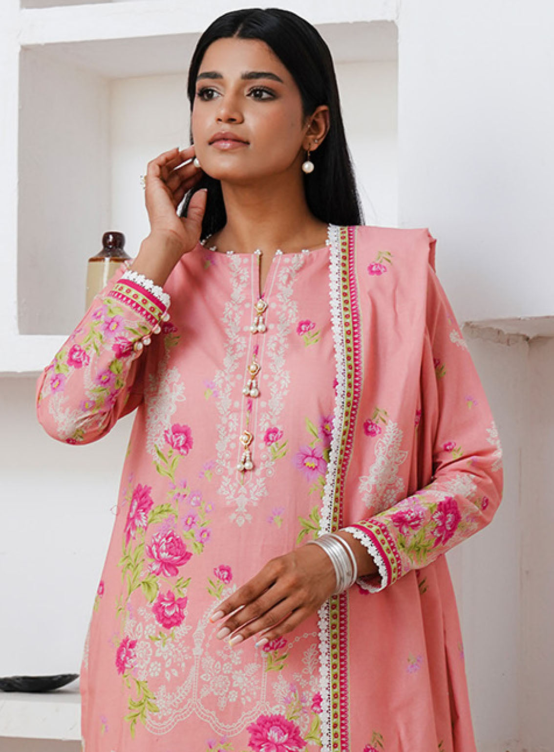 Zellbury Printed Cambric 3 Piece Unstitched Suit WUC24X30059 Zellbury Printed Cambric 3 Piece Unstitched Suit WUC24X30059