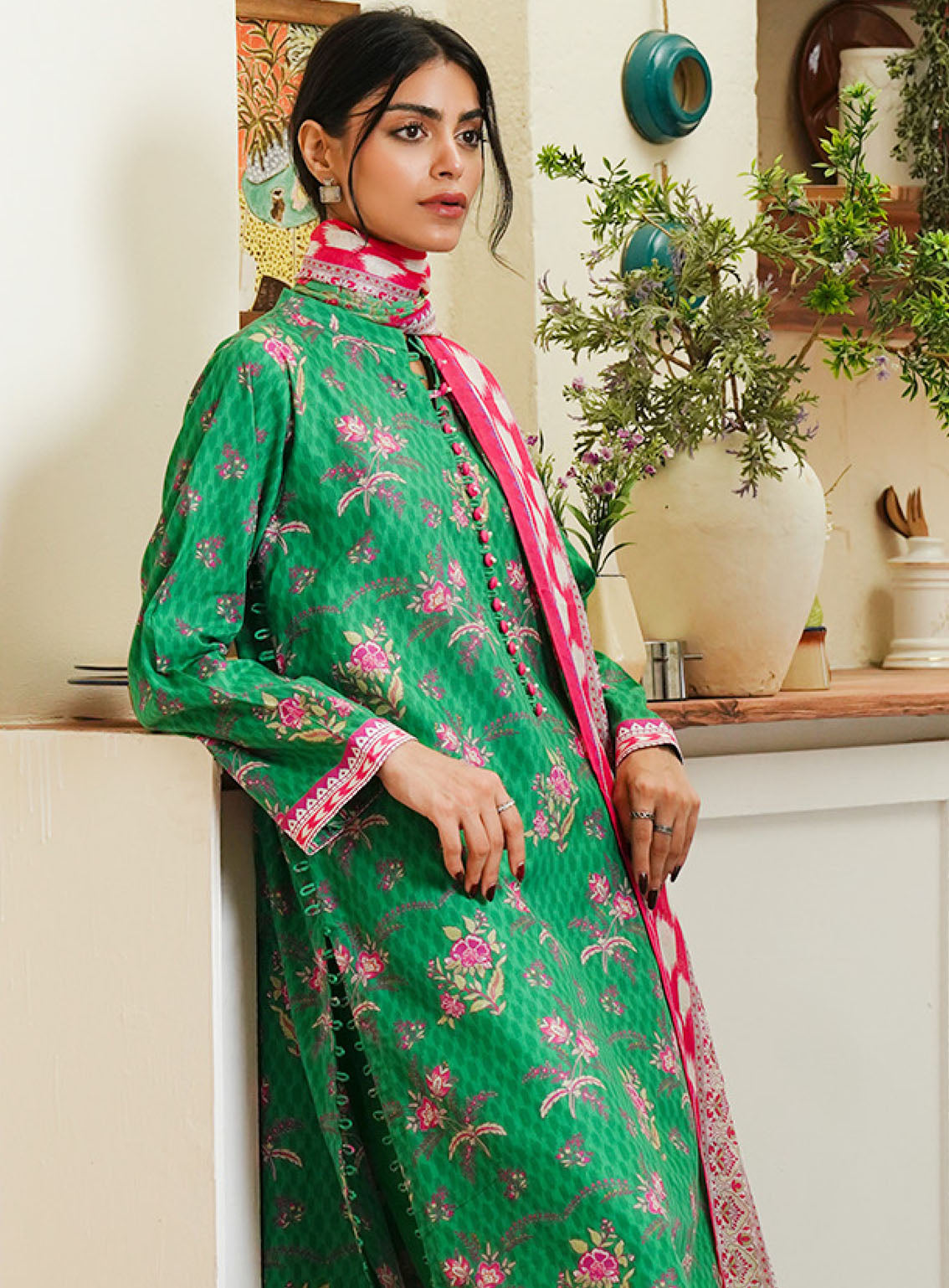 Zellbury Printed Cambric 3 Piece Unstitched Suit WUC24X30118 Zellbury Printed Cambric 3 Piece Unstitched Suit WUC24X30118