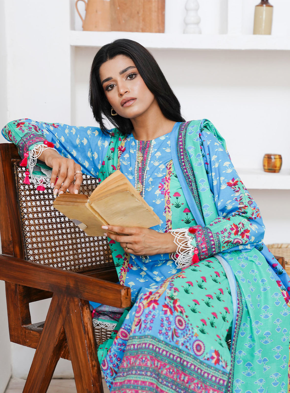 Zellbury Printed Cambric 3 Piece Unstitched Suit WUC24X30126 Zellbury Printed Cambric 3 Piece Unstitched Suit WUC24X30126