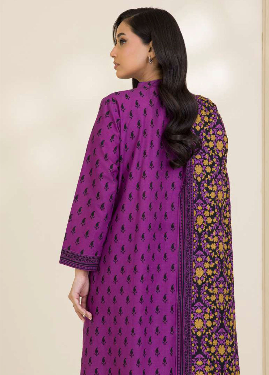 Zellbury Printed Cotton 3 Piece Unstitched Suit WUC25X30029 Zellbury Printed Cotton 3 Piece Unstitched Suit WUC25X30029