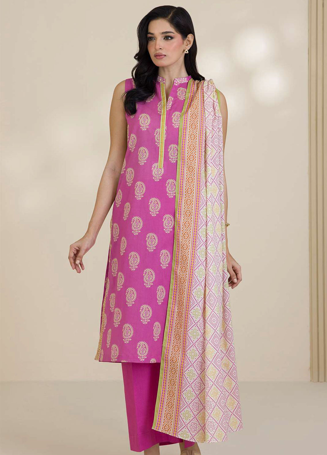 Zellbury Printed Cotton 3 Piece Unstitched Suit WUC25X30034 Zellbury Printed Cotton 3 Piece Unstitched Suit WUC25X30034