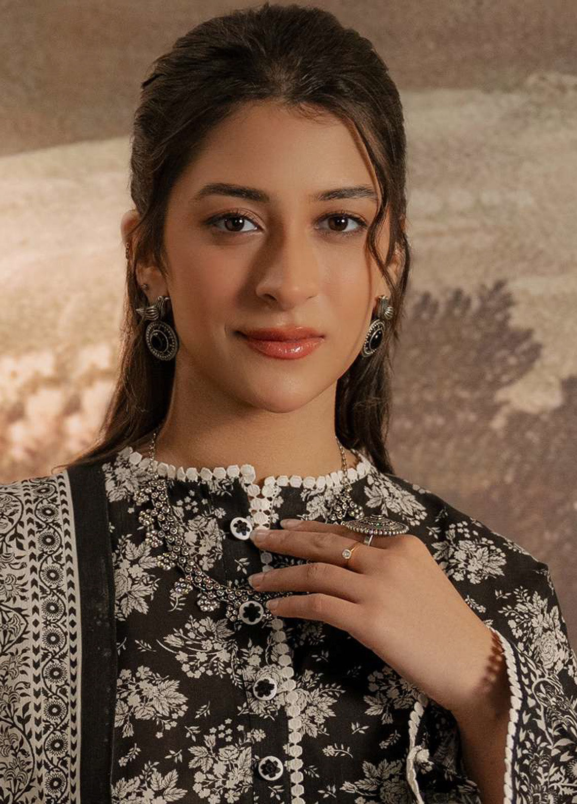 Zellbury Printed Edition Khaddar 2 Piece Unstitched Suit WUW24X20427 Zellbury Printed Edition Khaddar 2 Piece Unstitched Suit WUW24X20427