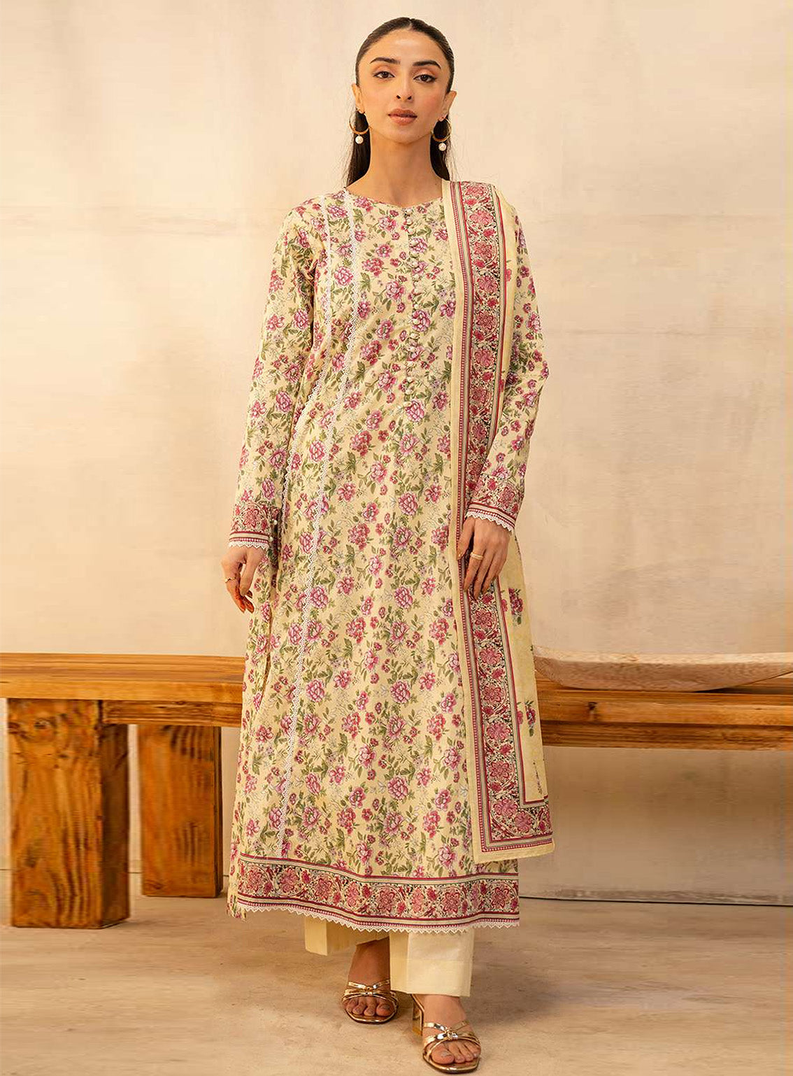Zellbury Printed Lawn 2 Piece Unstitched Suit WUS25X20009 Zellbury Printed Lawn 2 Piece Unstitched Suit WUS25X20009