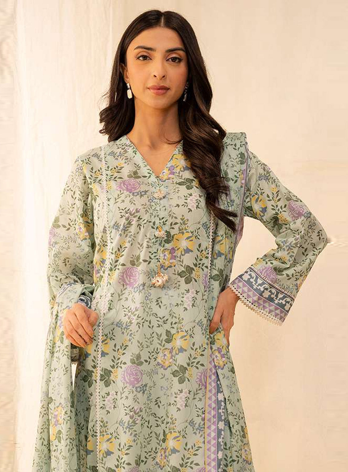 Zellbury Printed Lawn 2 Piece Unstitched Suit WUS25X20083 Zellbury Printed Lawn 2 Piece Unstitched Suit WUS25X20083