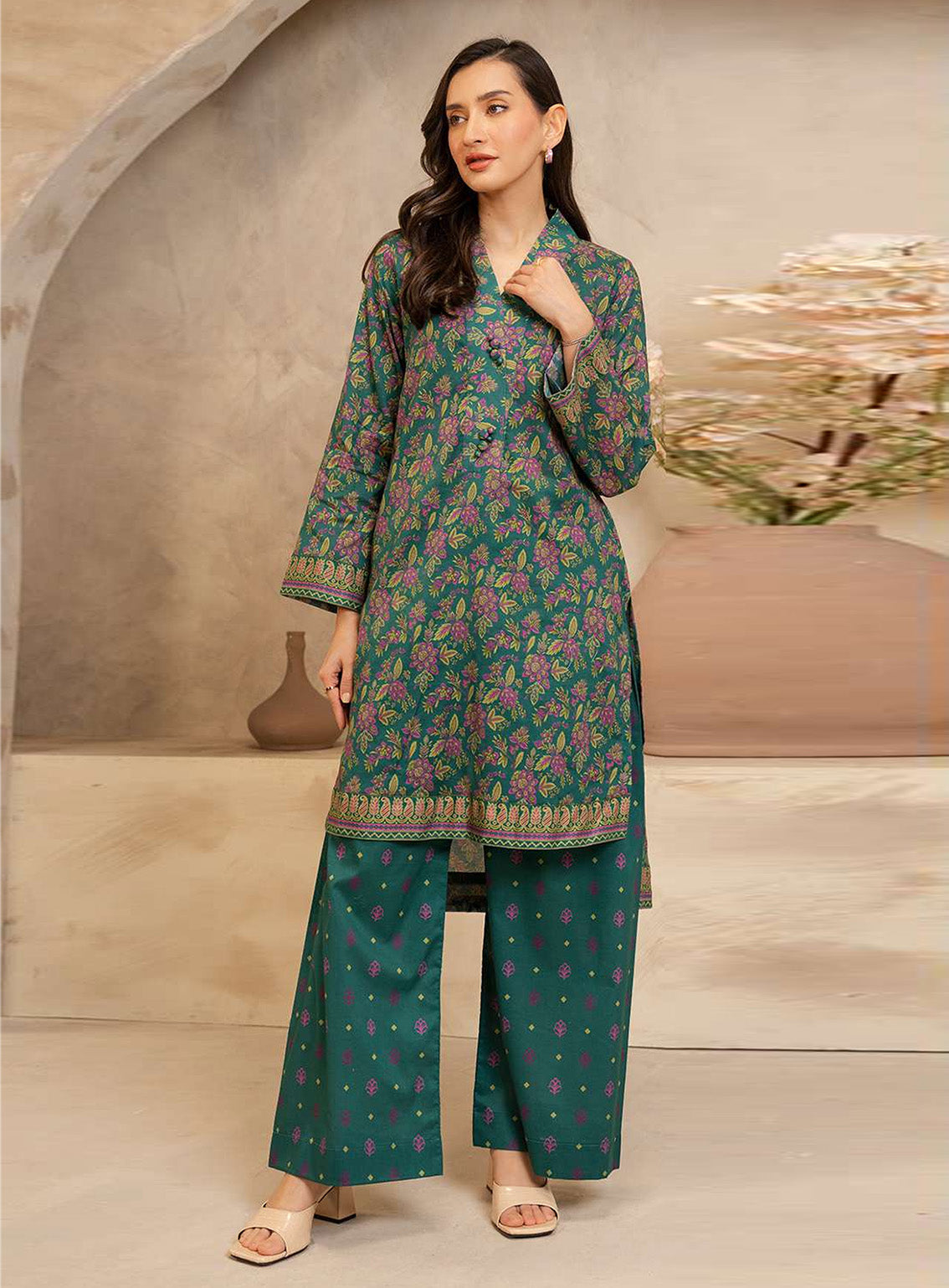 Zellbury Embroidered Lawn 2 Piece Unstitched Suit WUS25X20091 Zellbury Embroidered Lawn 2 Piece Unstitched Suit WUS25X20091