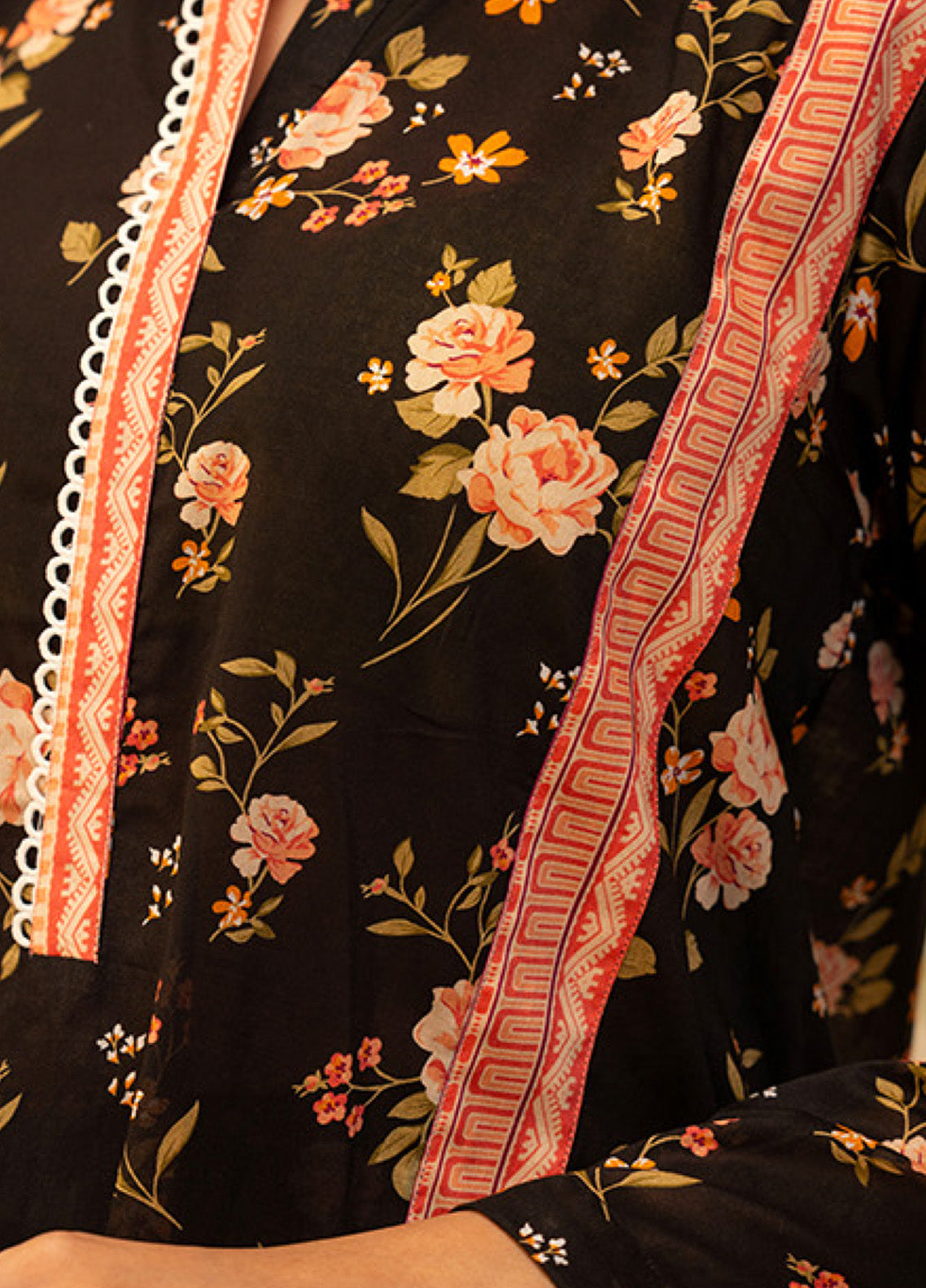 Zellbury Printed Lawn 2 Piece Unstitched Suit WUS25X20100 Zellbury Printed Lawn 2 Piece Unstitched Suit WUS25X20100