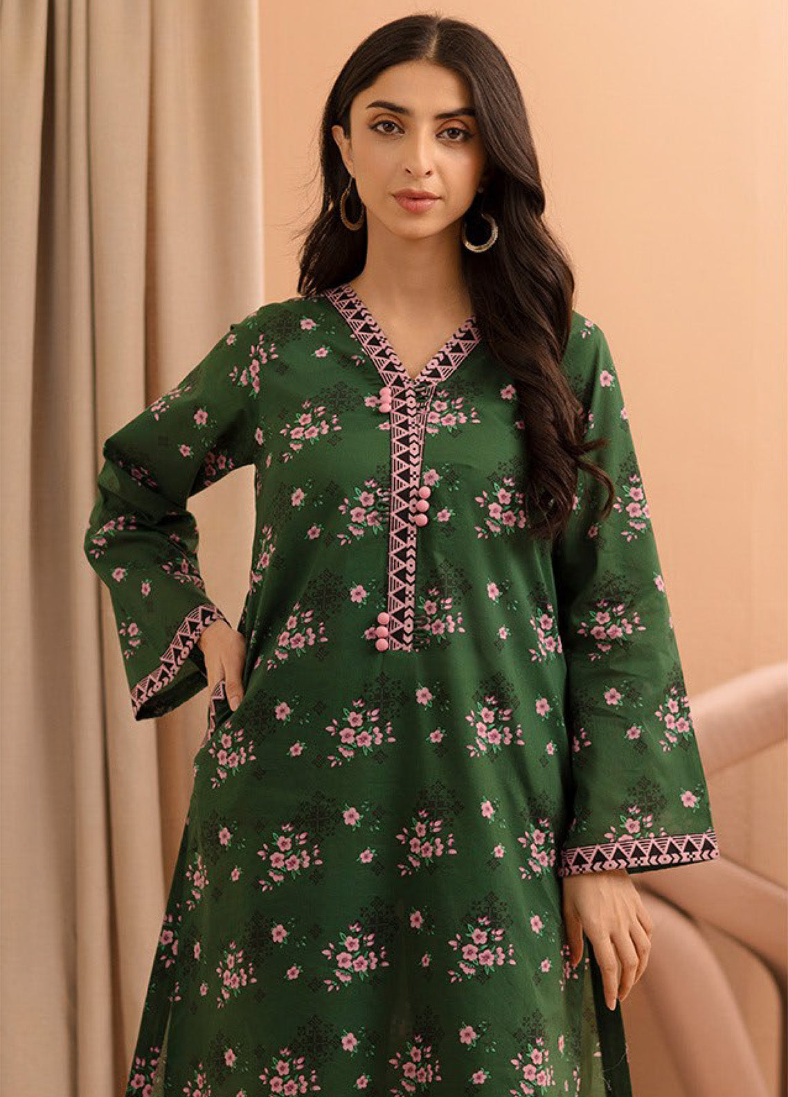 Zellbury Printed Lawn 2 Piece Unstitched Suit WUS25X20167 Zellbury Printed Lawn 2 Piece Unstitched Suit WUS25X20167