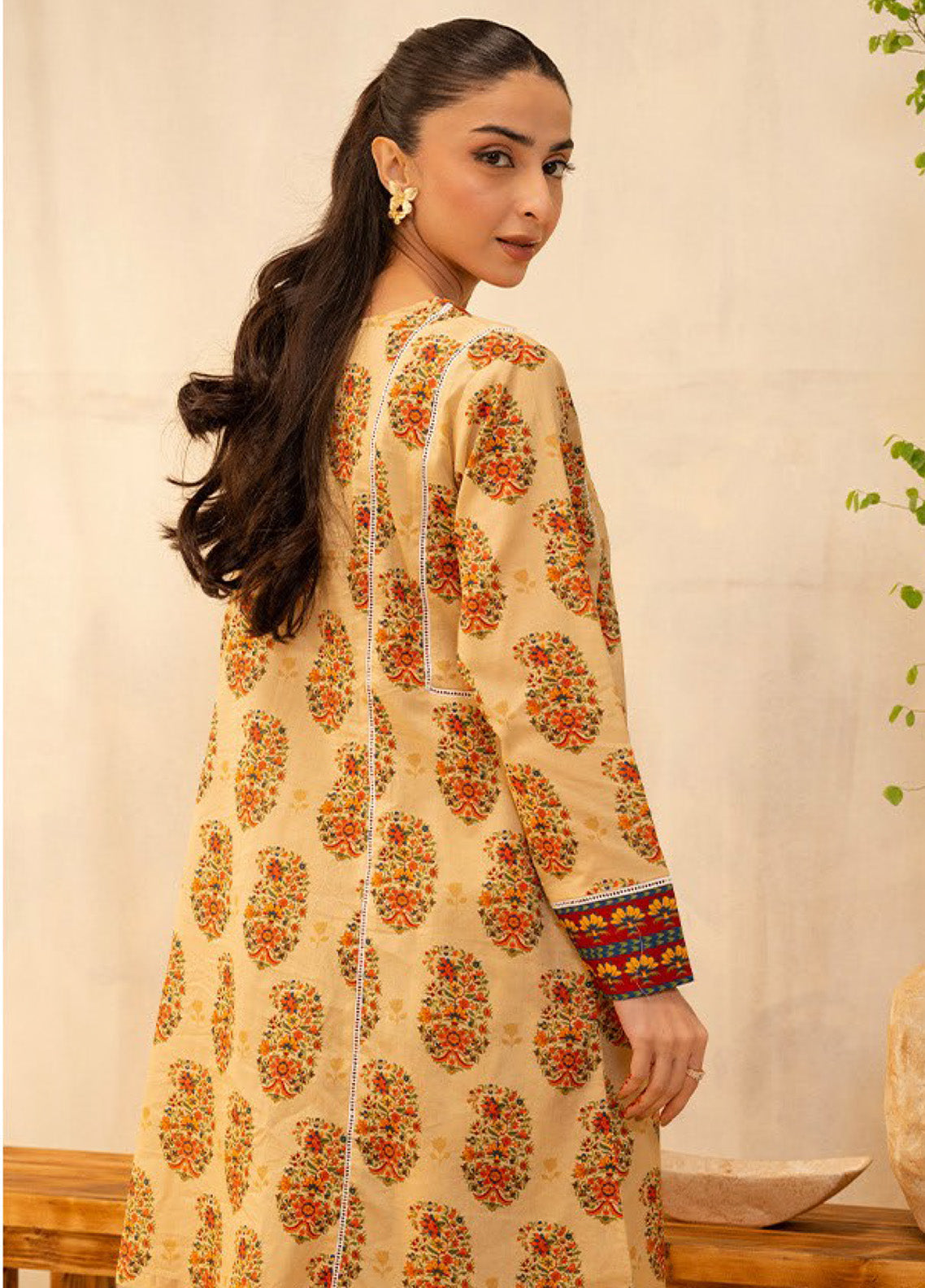 Zellbury Printed Lawn 2 Piece Unstitched Suit WUS25X20174 Zellbury Printed Lawn 2 Piece Unstitched Suit WUS25X20174