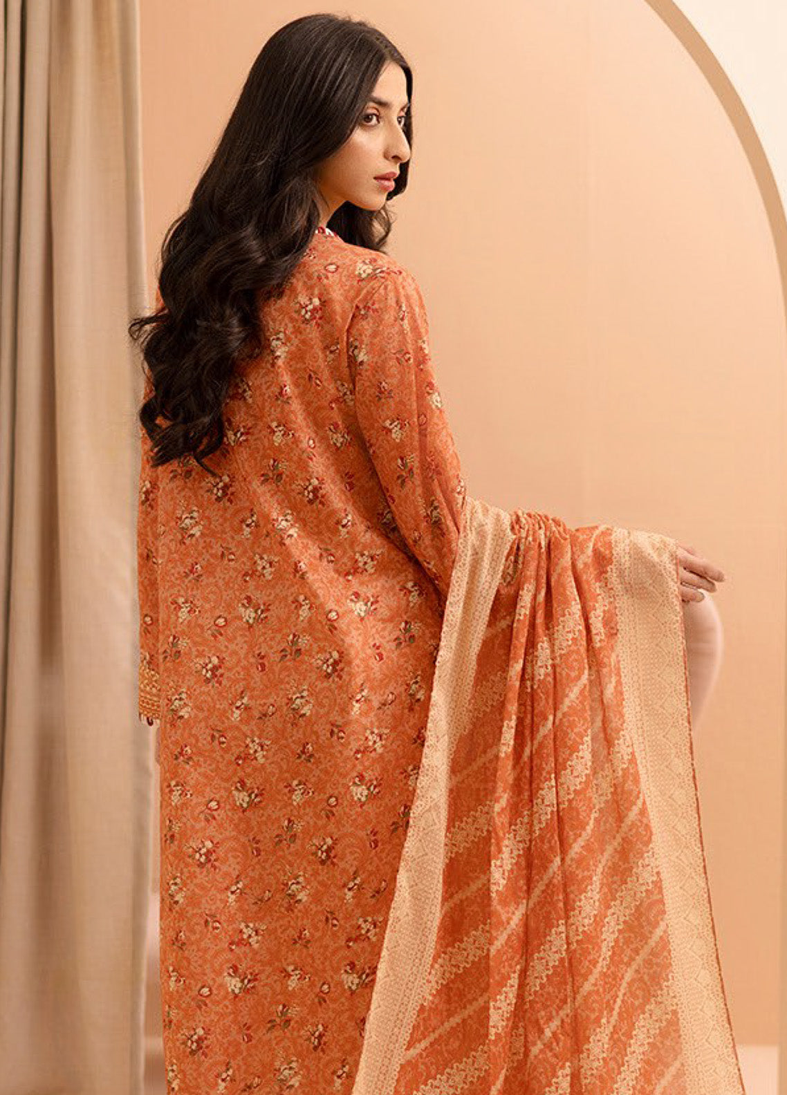Zellbury Printed Lawn 2 Piece Unstitched Suit WUS25X20219 Zellbury Printed Lawn 2 Piece Unstitched Suit WUS25X20219