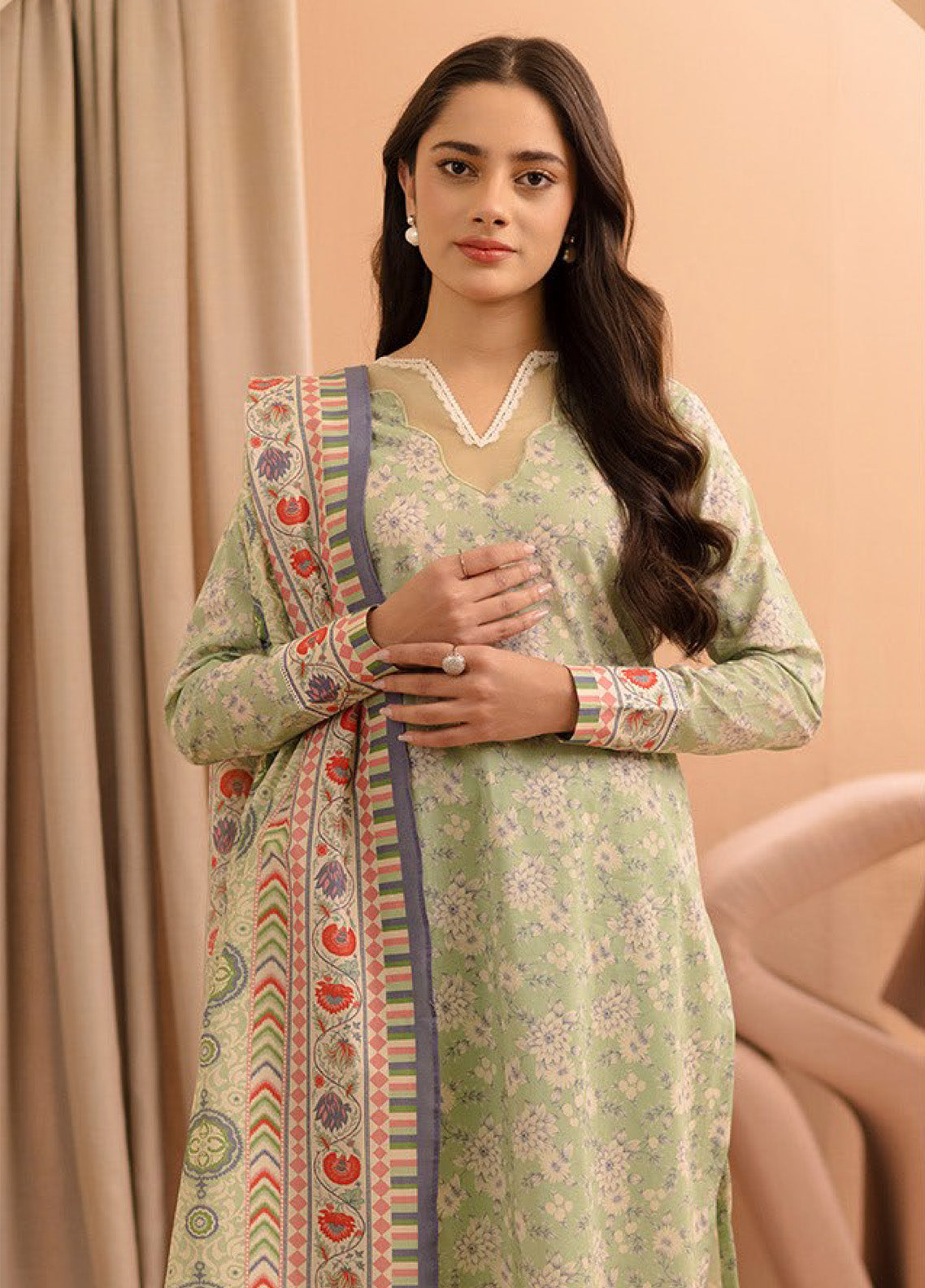 Zellbury Printed Lawn 2 Piece Unstitched Suit WUS25X20220 Zellbury Printed Lawn 2 Piece Unstitched Suit WUS25X20220