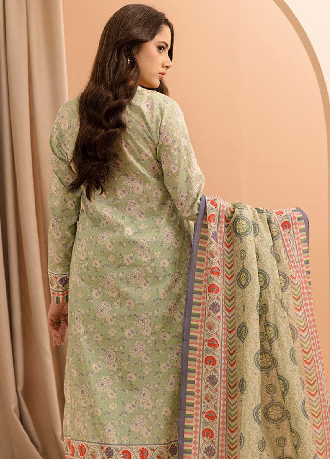 Zellbury Printed Lawn 2 Piece Unstitched Suit WUS25X20220 Zellbury Printed Lawn 2 Piece Unstitched Suit WUS25X20220