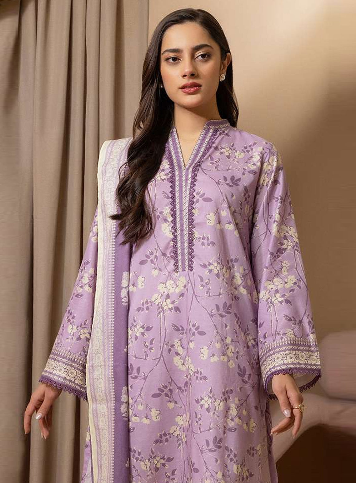 Zellbury Printed Lawn 2 Piece Unstitched Suit WUS25X20223 Zellbury Printed Lawn 2 Piece Unstitched Suit WUS25X20223